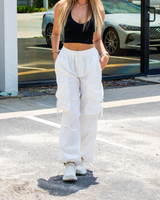 -White color
-Cargo style
-Pockets
-Elastic waistband
FA004095 PANT WHT