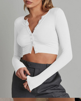 -White color
-Long sleeves
-Front button up
-Crop top
-Comes in white and black 
EA013353 TOP WHT
