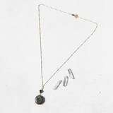 -JADE CRYSTAL PENDANT 
-CLEAR BLACK PENDANT
-LONG CHAIN
-GOLD CHAIN
1221 JADE CRYSTAL PENDANT NECKLACE 