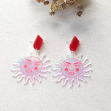 -Neon Sunshine Decals
-Hot Pink Stud
-Silver Detail
-Lightweight Design
-Dangle
-Earring
DANGLE NEONSUN EARRING