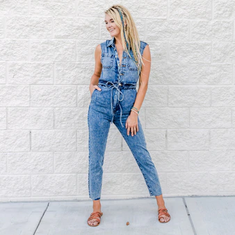 -Blue
-Acid Wash
-Collar
-Pockets
-Buttons
-Zipper
-Sleeveless
-Straight Leg
-Raw Hem
-Drawstring Waist
-Fabric Does Not Stretch
-Jumpsuit
Model is Wearing Size Small
Material:
100% Cotton
CR0667 JUMP DNM